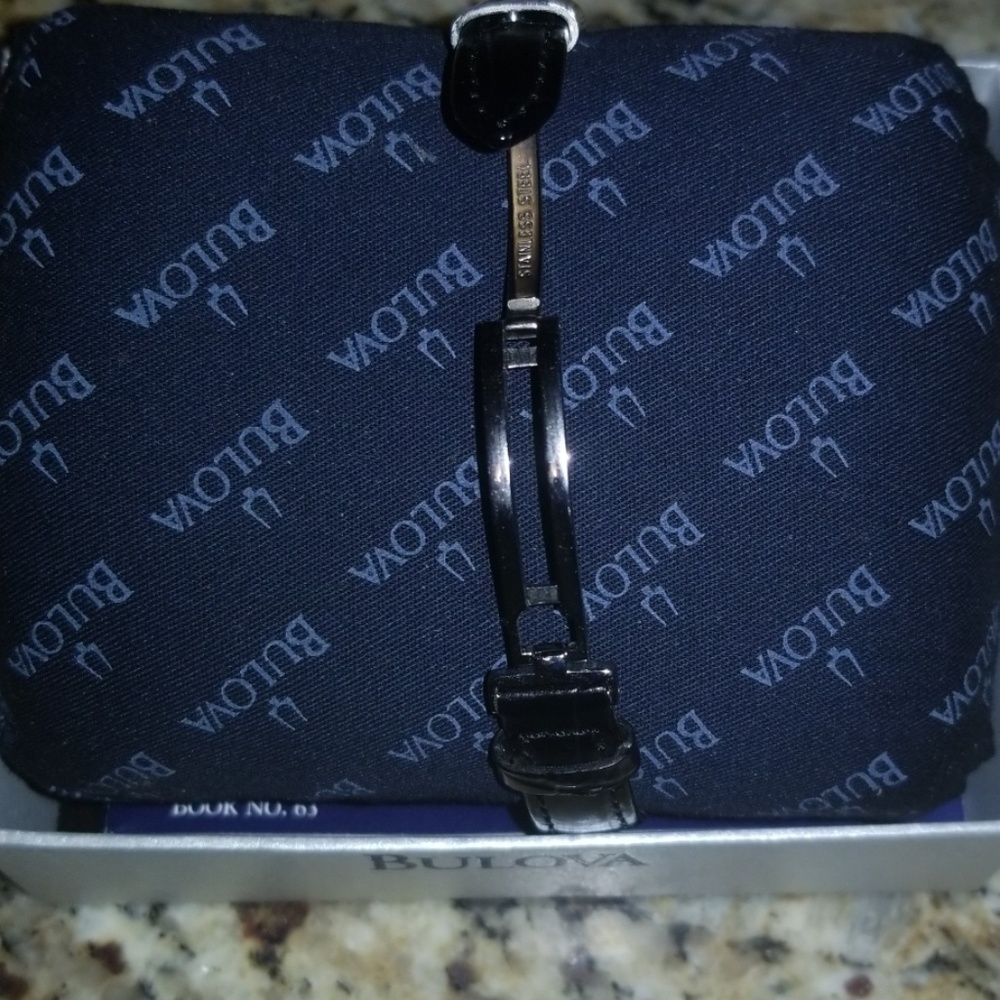 Women's Bulova watch - Picture 3 of 7